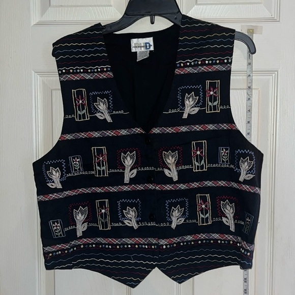 VTG-Paul Harris design-L-Black-Floral, tie back, stitching, embroidering, vest. - Picture 1 of 11